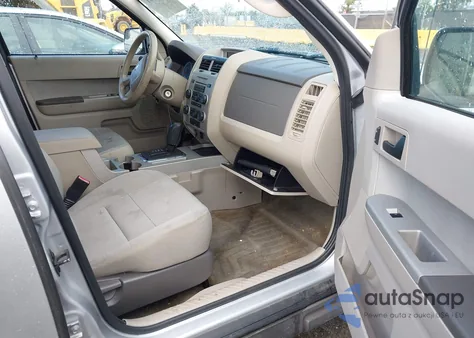 2010 Ford Escape Xlt из США, поврежденный, VIN 1FMCU0D79AKD07693